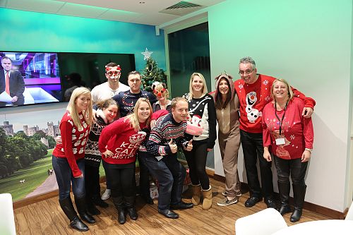 proAV staff raise £2000 for good...